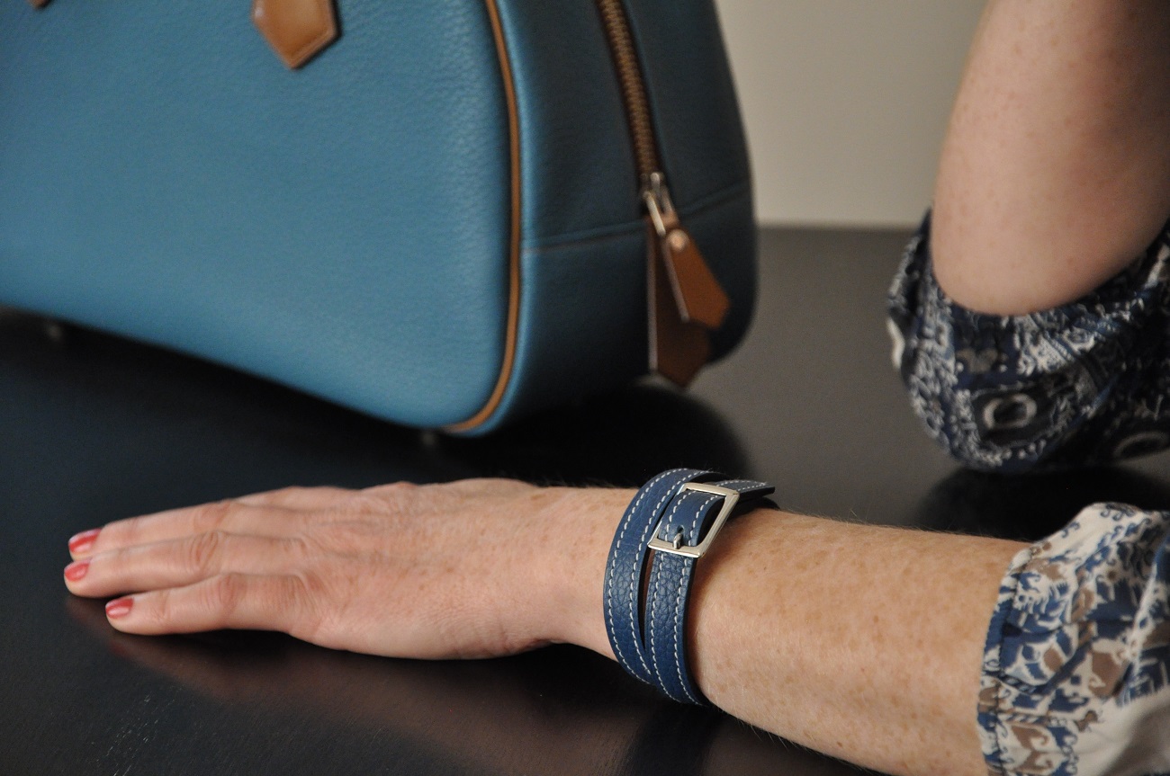Fashion bracelet in leather for women or men. Leather goods accessories by French craftsman LE NOËN.